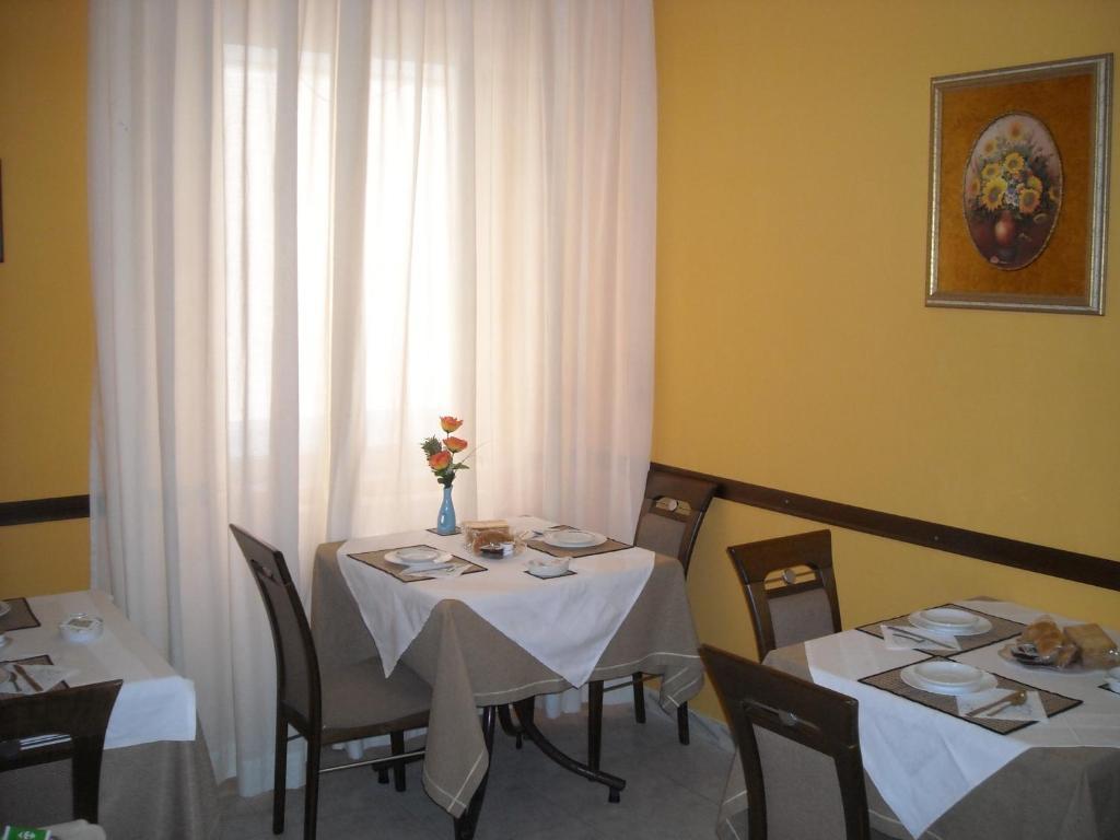 Hotel New Baby Caserta Eksteriør bilde